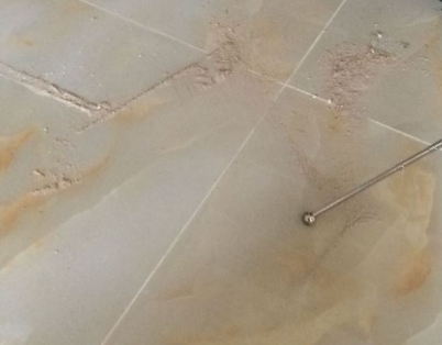 博乐瓷砖空鼓维修公司分享粘合剂选择不当在瓷砖铺贴过程中可能导致以下问题